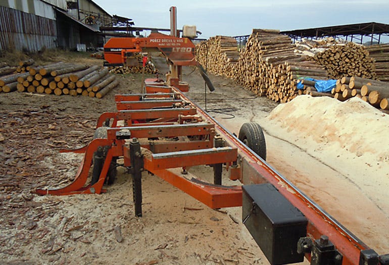 LT20 portable sawmill